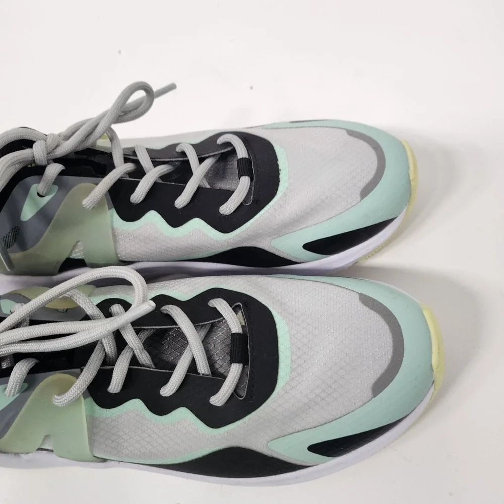 Fabletics Womens Cheviot Performance Sneakers 7.5 White Teal Westlake Lace Up